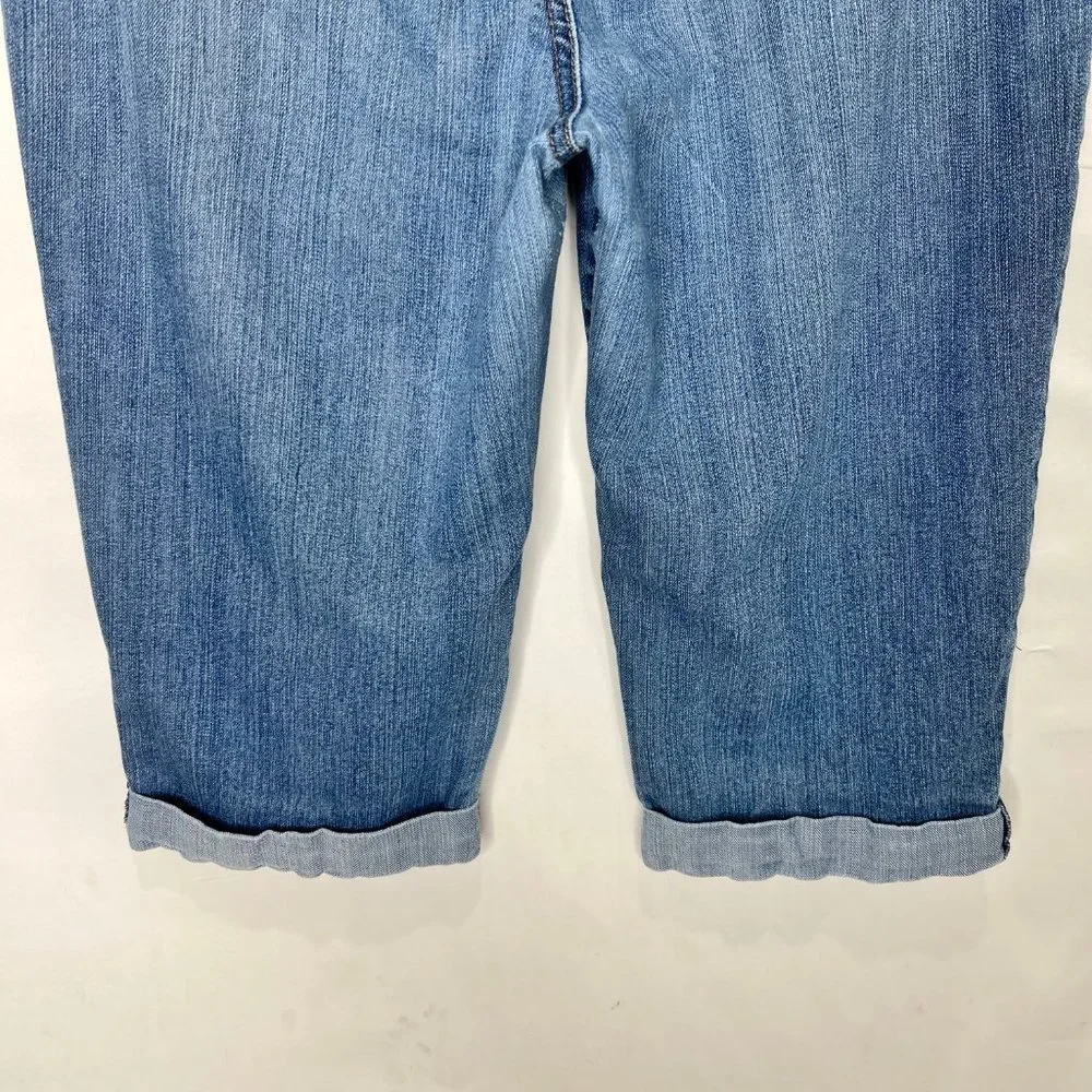 Gloria Vanderbilt Woman’s Shorts 12 Denim Jean High Rise Feminine Bermuda Soft